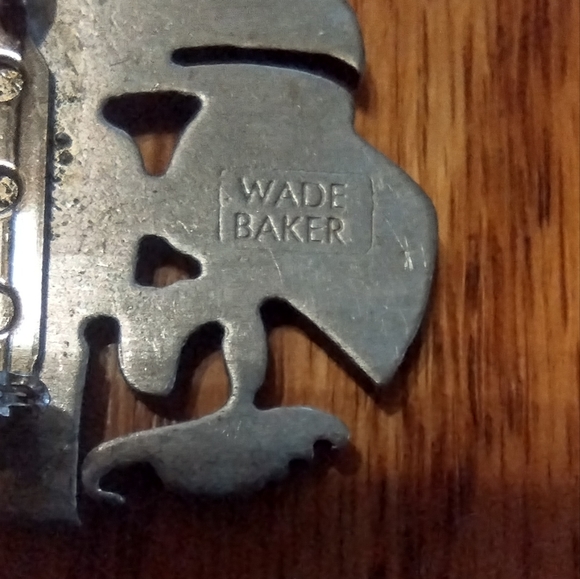 Native American eagle brooch by Wade Baker - Picture 5 of 16